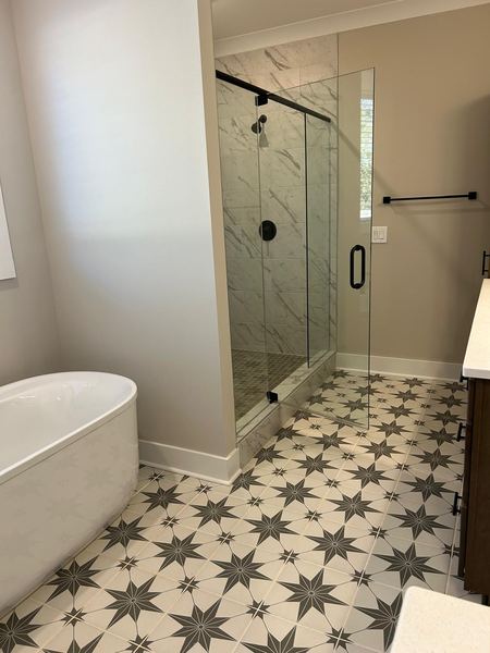Bathroom with star-pattern tile floor